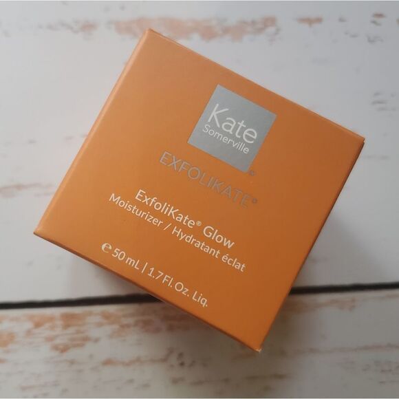 Kate Somerville Exfolikate Glow Moisturizer - Picture 7 of 11
